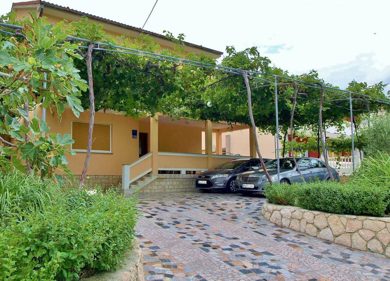 Jaska Anica Apartments Supetarska Draga Exterior foto
